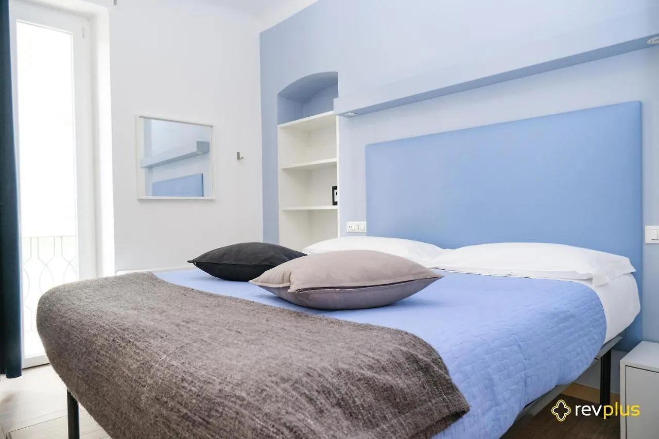 Lia Rooms La Spezia 0*,