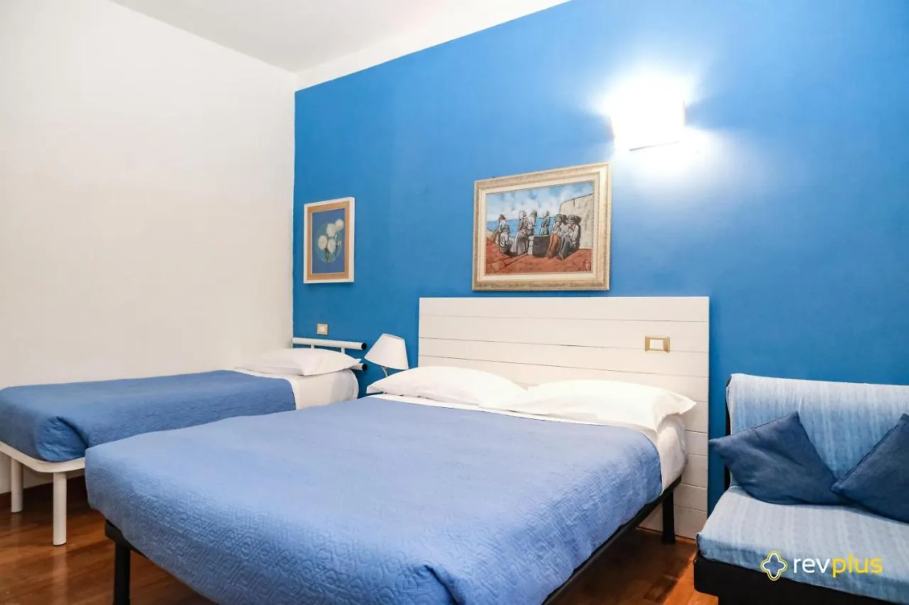 Lia Rooms La Spezia 0*,  Italy