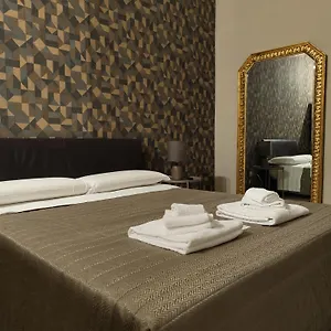 https://hotel-trieste-catania.taorminaitalyhotels.com